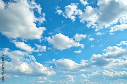 Fototapeta Naklejka Na Ścianę i Meble -  Beautiful white clouds in the blue sky background nature cloudscape.