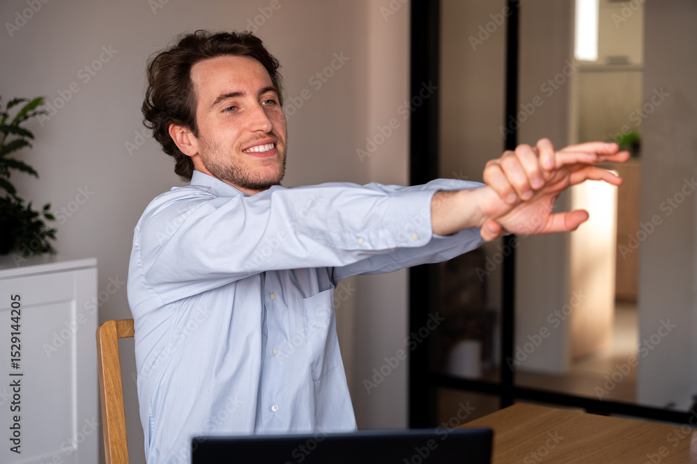 Fototapeta premium Practical routine focused on ergonomics, posture, and injury prevention