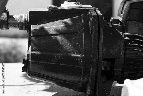 Fotografija Power and reliability in every contour