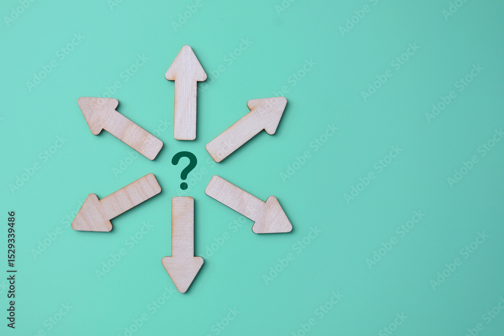 Obraz premium The concept of searching for answers in different directions