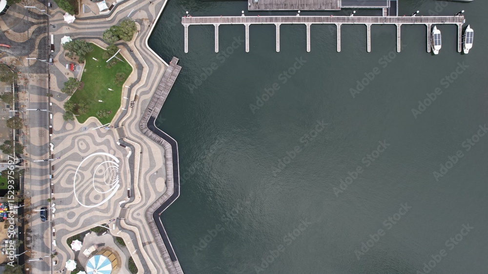 Obraz premium Perth, Australia – June 3, 2025: The Elizabeth Quay of Perth CBD