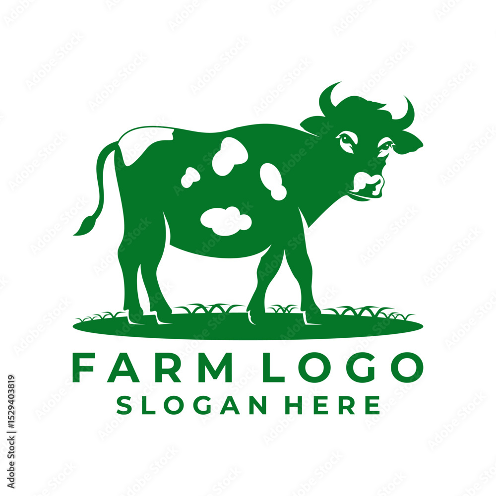 Obraz premium Cow logo design vector. Farm logo with green cow. Eco Farm logo design vector