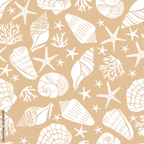Seashells and starfish vector seamless pattern. Marine life creatures colorful drawings.