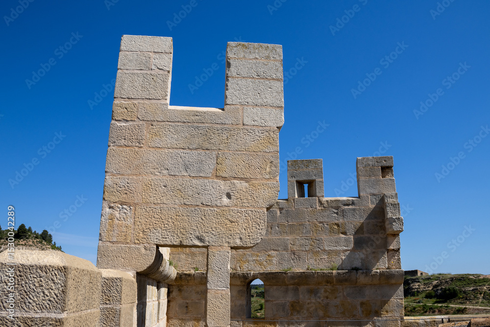 Valderrobres Castle wall overlooking the picturesque village in Matarraña, Teruel, Spain. A perfect blend of medieval architecture and natural charm. Valderrobres Castle wall overlooking the picturesque village in Matarraña, Teruel, Spain. A perfect blend of medieval architecture and natural charm.