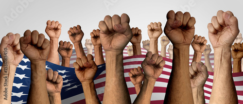 Foto US Protest as American people protesting as upset angry protesters fists up in the air protesting as diverse community members in a social revolution or political protests crisis