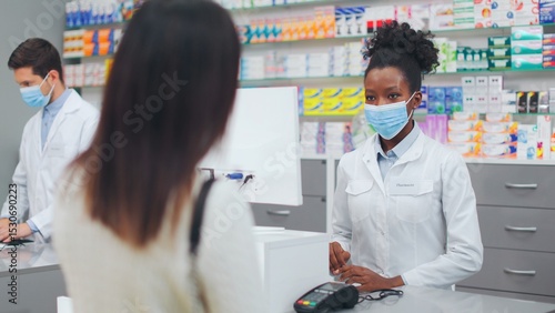 Fotografie Female client wanting to buy drug by prescription