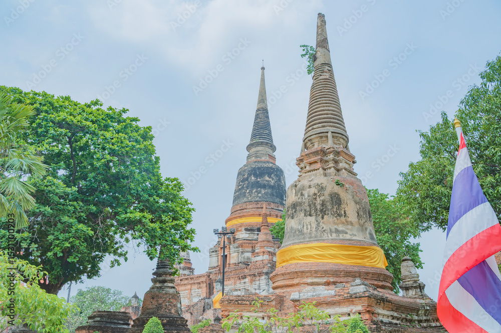 Fototapeta premium タイ ワット・ヤイチャイモンコン（アユタヤ）
