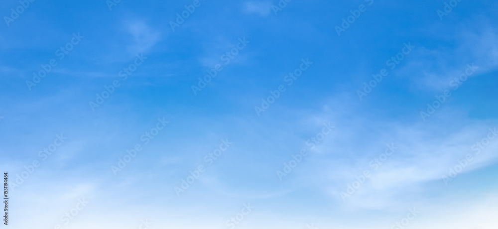 Obraz premium blue sky with white clouds