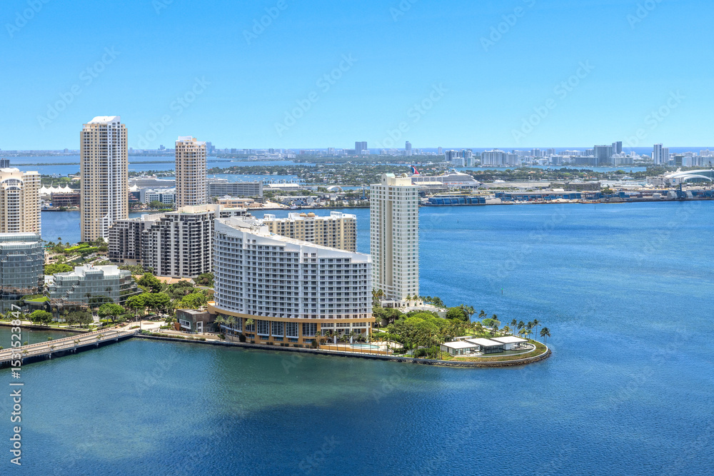 Fototapeta premium View of Brickell Key in Miami and Mandarin Oriental, Florida