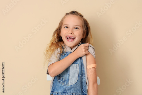 Happy little girl with appl...