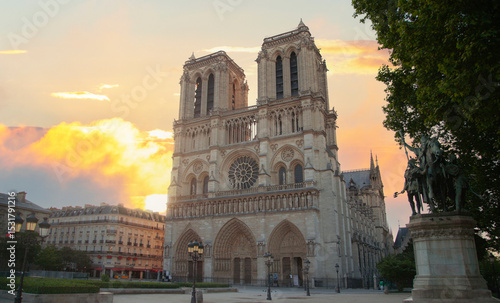 Canvas Print Notre Dame Cathedral is a symbol of Paris.