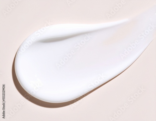 美容クリーム　白いジェル　イメージ素材