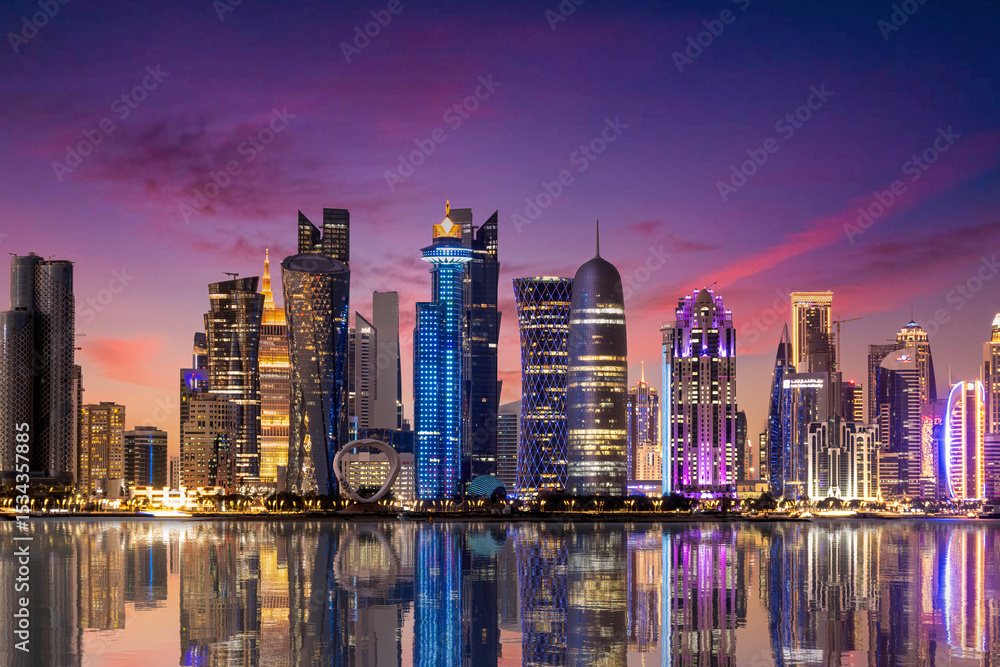 Naklejka premium Doha, Qatar - January 03, 2025: Beautiful Doha Skyline view day time