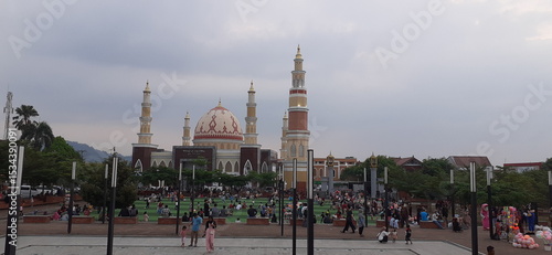 view of the kremlin in moscow, view of moscow kremlin