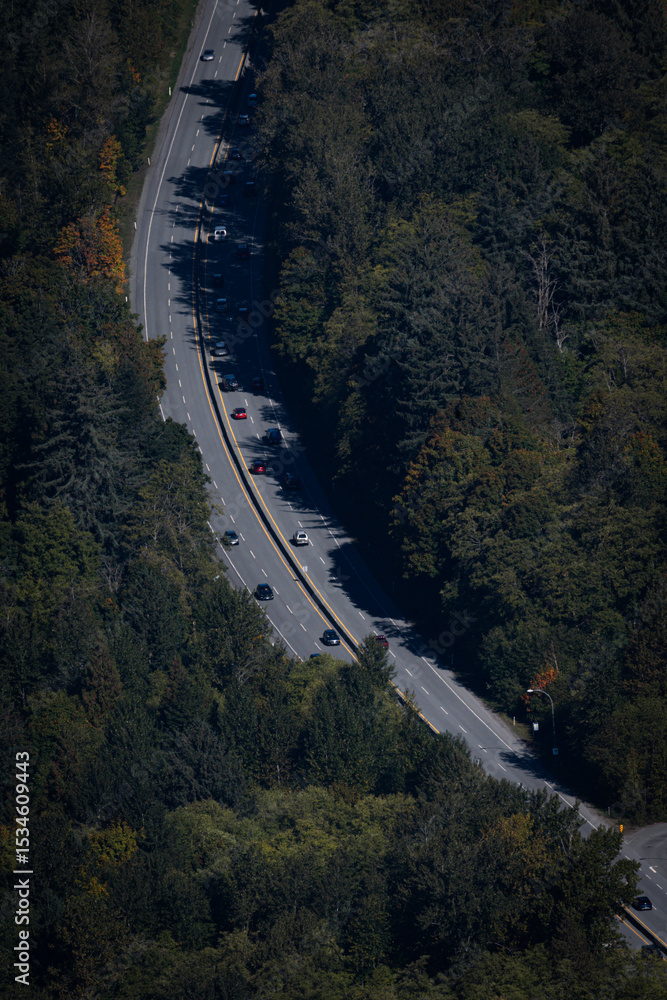 Obraz premium highway in the mountains