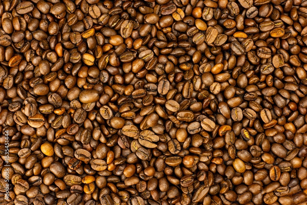 Obraz premium Brown coffee beans macro food background