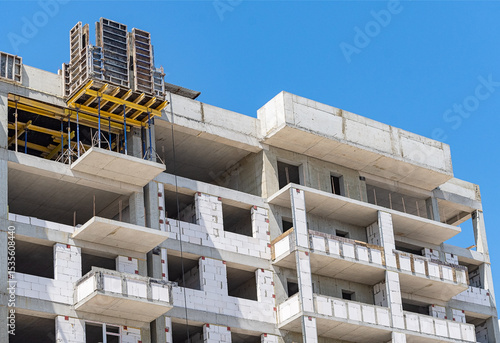 Tablou pe pânză Construction of a multi-storey concrete monolithic building