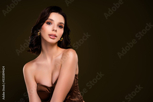 Wallpaper Mural Elegant brunette woman in a stylish strapless dress posing against a dark gradient background Torontodigital.ca
