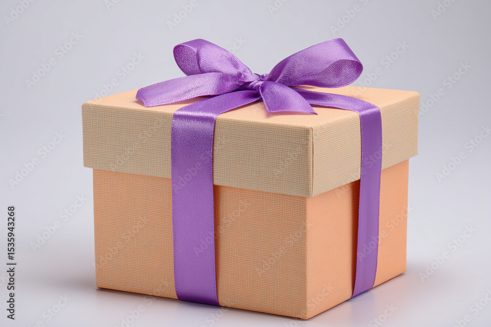 Fototapeta premium Gift box with ribbon and bow