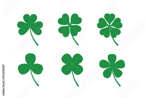 lucky clover, a collection of various leaves numbering 3, 4 and 5