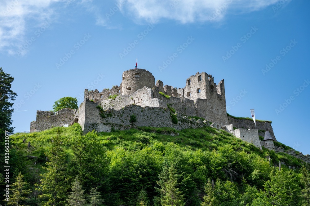 Fototapeta premium Ehrenberg Castle Ruins Against Blue Sky