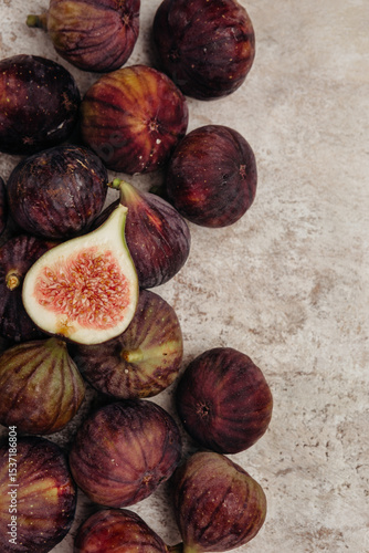 ripe figs on a beige background