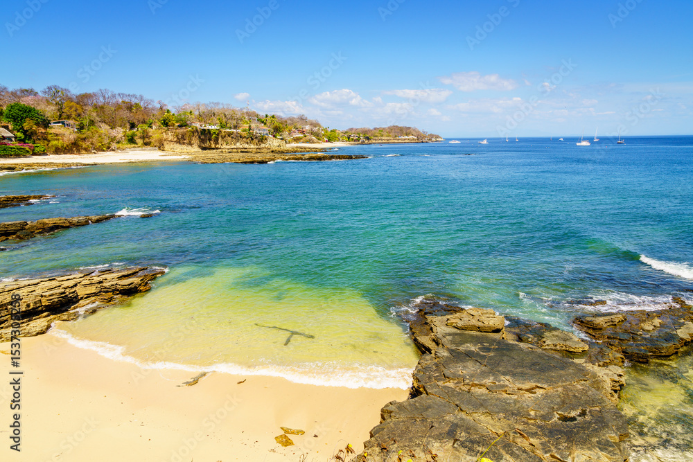Obraz premium Contadora Island coastline
