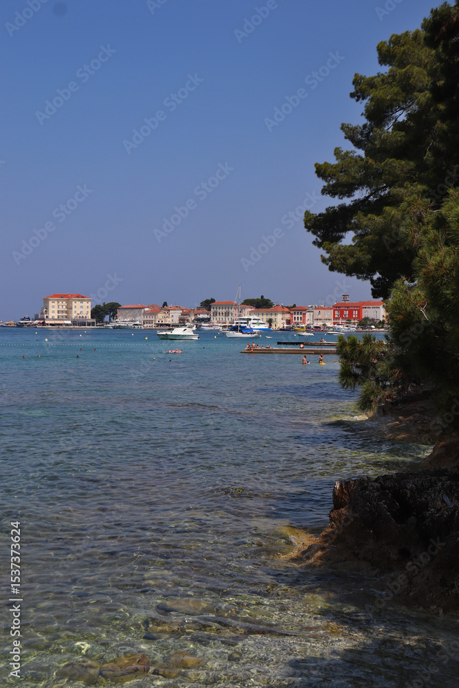 Φωτογραφία PANORAMA OF THE CITY OF POREČ IN ISTRIA