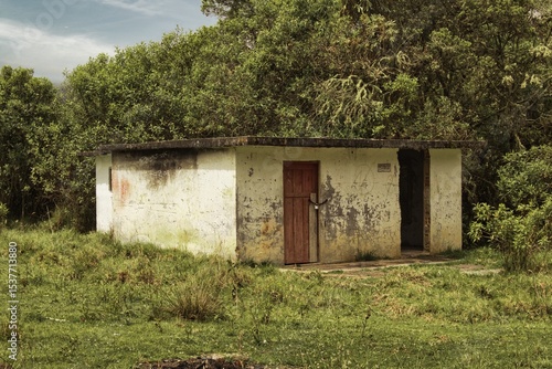 La Siberia, an abandoned town in Colombia’s Andes. Crumbling walls, empty streets, and overgrown ruins tell a silent story of isolation and forgotten lives.