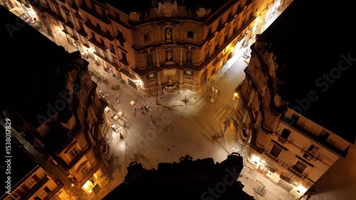 I Quattro Angoli (piazza Quattro Canti) Palermo, Sicilia, Italia.
Vista Aerea del centro della città di Palermo. 
