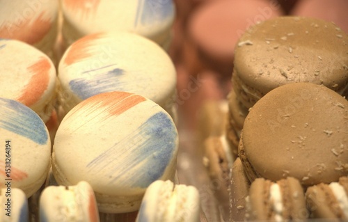 Macarons in pasticceria a Parigi
