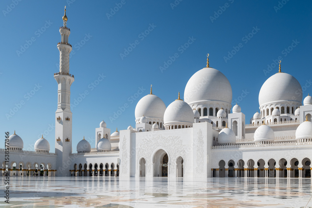 Fototapeta premium The Sheikh Zayed Grand Mosque, Abu Dhabi 
