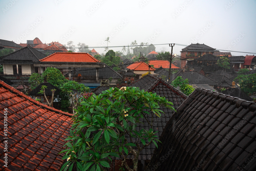 Obraz premium Discover the vibrant rooftops of Ubud, Bali on a warm, rainy summer day