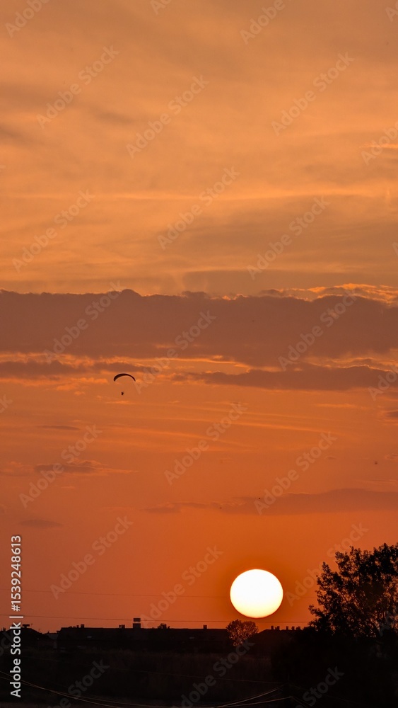 Obraz premium sunset in the city