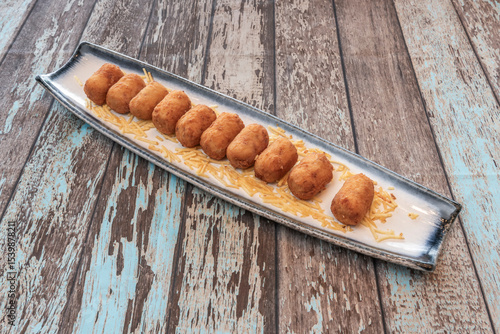 Εκτύπωση καμβά A well-done interior is the hallmark of a superior croquette.