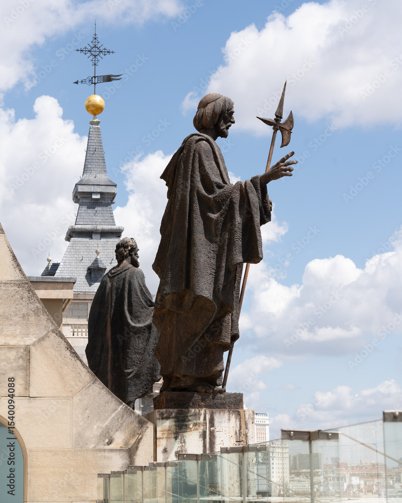 Fototapeta premium Catedral de Santa Maria la Real de la Almudena. Madrid, Spain
