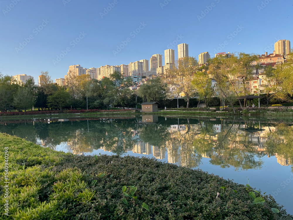 Fototapeta premium Beautiful lake park view in Istanbul, Turkey. 
