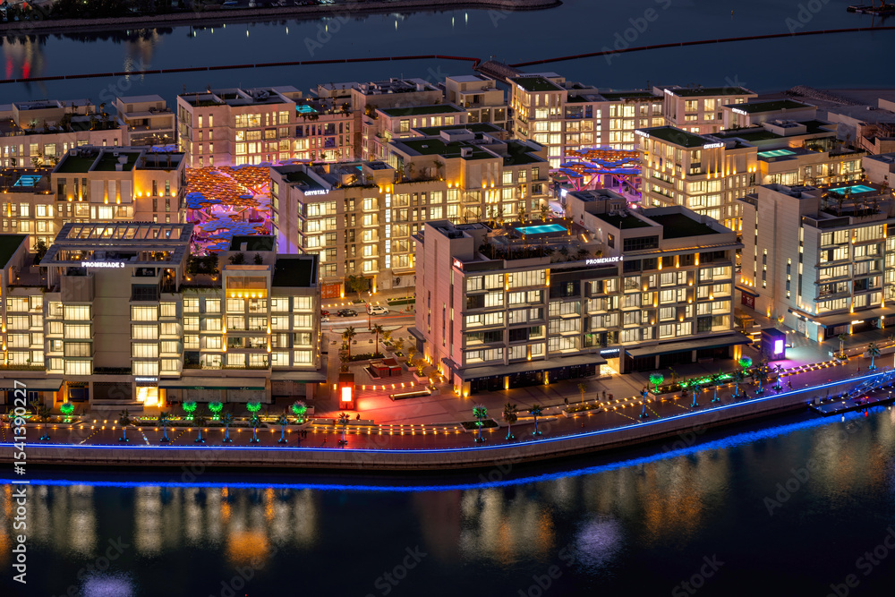 Fototapeta premium Lusail, Qatar - December 20, 2024: Aerial view of Lusail Marina with Gewan island Pearl Qatar