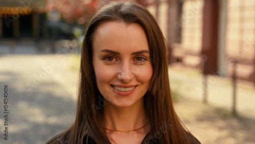 Konstfotografi Portrait happy smiling carefree Caucasian woman girl female business lady busine