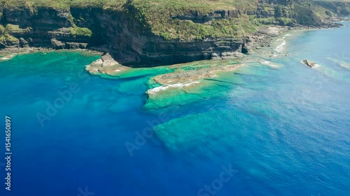 新川鼻　海底遺跡　与那国島　沖縄
