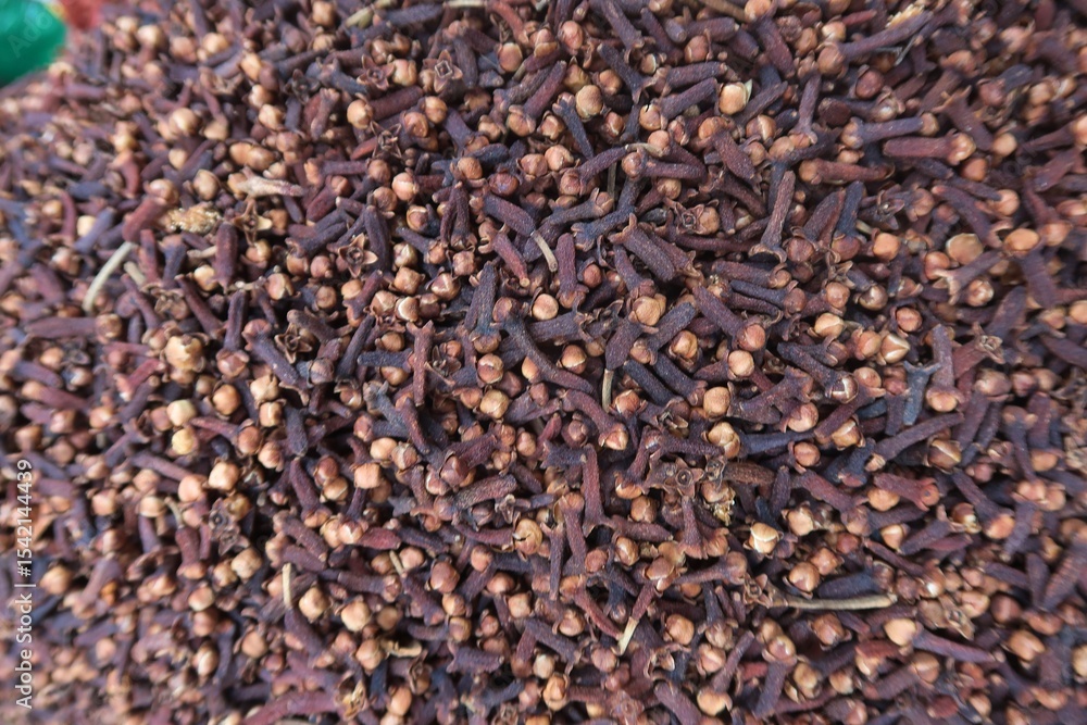 Cloves are the aromatic flower buds Clove in the spices market Cloves are the aromatic flower buds Clove in the spices market