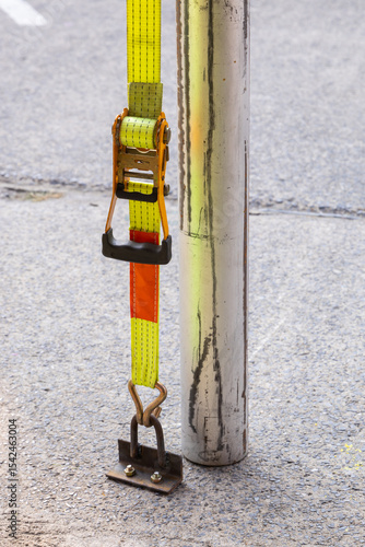 Ratchet tie down
