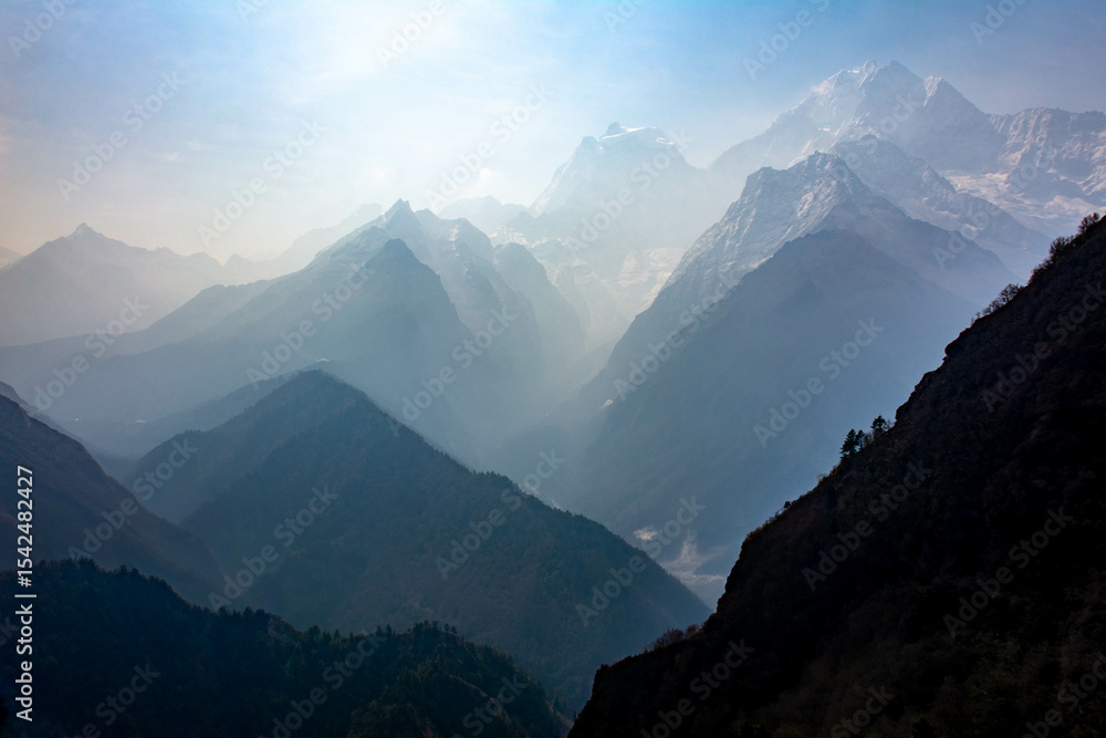 Fototapeta premium Mountain Ridges, Mount Everest Base Camp Trek, Nepal
