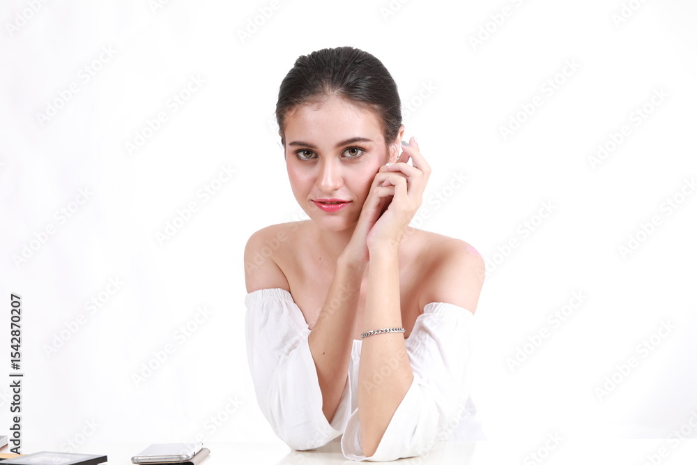 Fototapeta premium Beautiful young asian woman with clean fresh skin on white background, Face care, Facial treatment, Cosmetology, beauty and spa, Asian women portrait