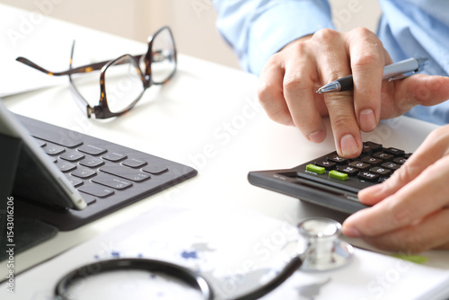 Calculating Medical Insurance Costs with Digital Tools