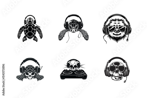 Animals with headphones silhouette set