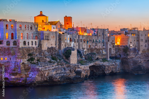 Fototapeta Naklejka Na Ścianę i Meble -  Puglia, Italy. Sunset scenery Polignano a Mare province of Bari, Apulia.