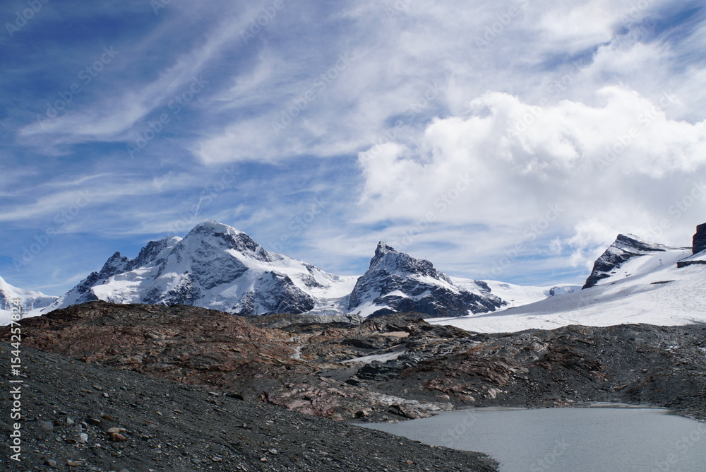 Obraz premium Panoramic view from Matterhorn Glacier Trail - Switzerland