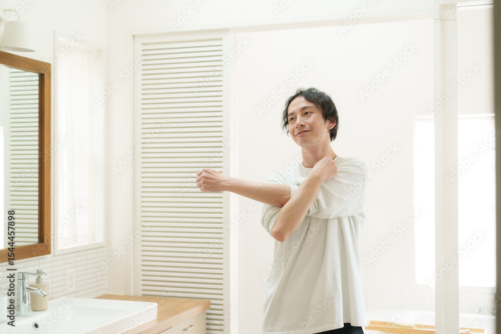 ストレッチをする男性 ストレッチをする男性