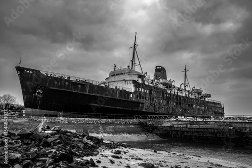Konstfotografi Dramatic black and white image of the beached TSS Duke of Lancaster, showing its